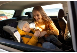 Quand passer du cosy au siège auto bébé ?