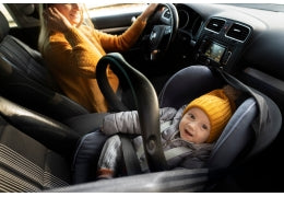À partir de quel âge un enfant peut-il monter devant en voiture ?