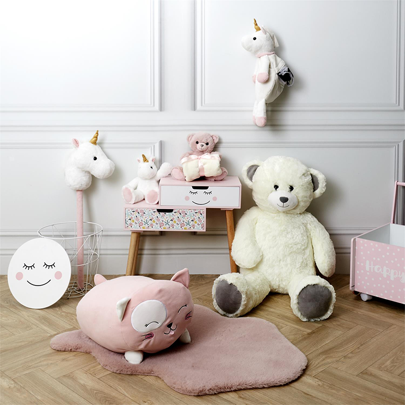 https://www.babygloo.com/29244-large_default/peluche-coussin-chat-rose-home-deco-kids.jpg