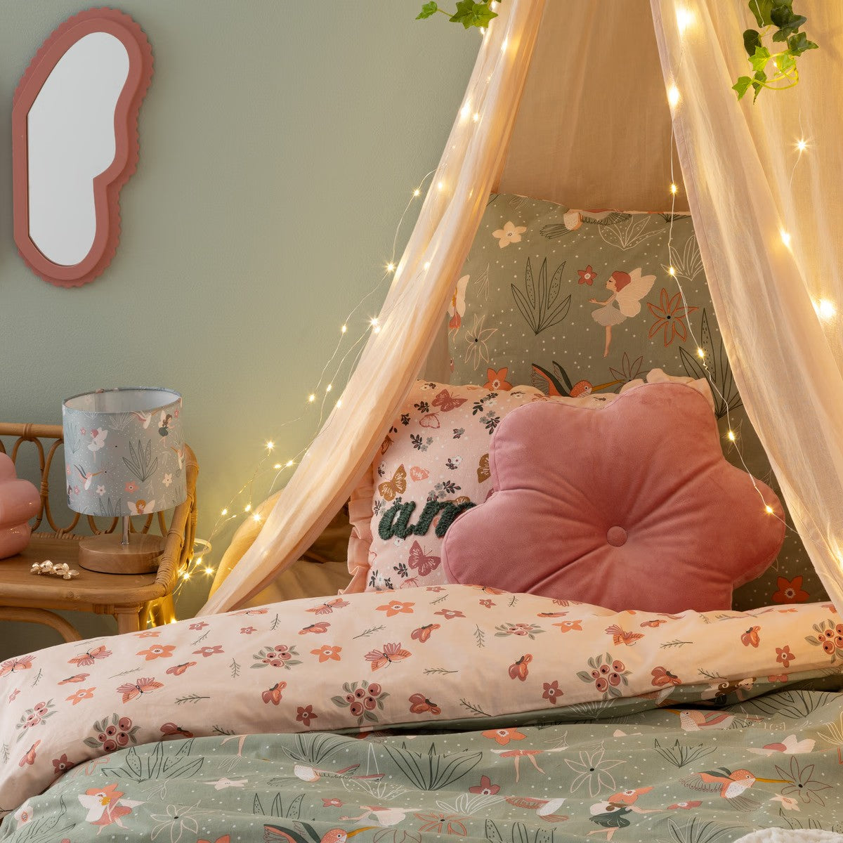 Coussin En Forme De Fleur Amelia Rose Atmosphera For Kids